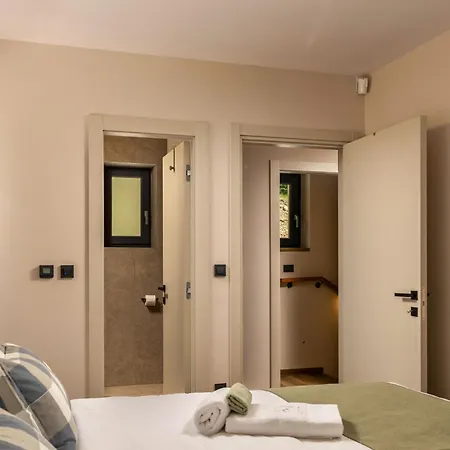 Vrh By Interhome *