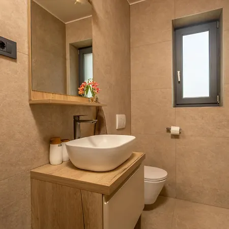 Vrh By Interhome Vila *