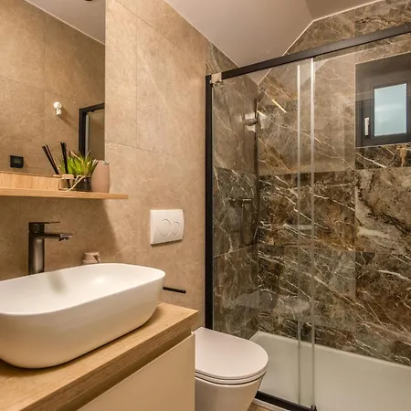 Vrh By Interhome * Fužine